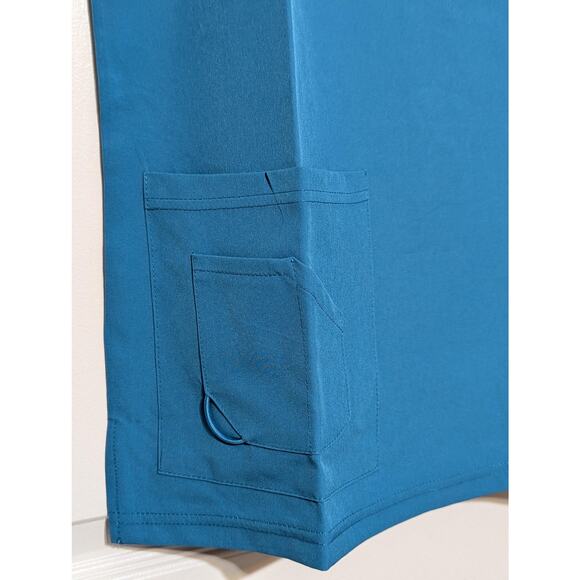 Heal Wear Scrub Top Womens Medium Blue V Neck 4 Way Stretch Medical Shirt - Picture 8 of 9